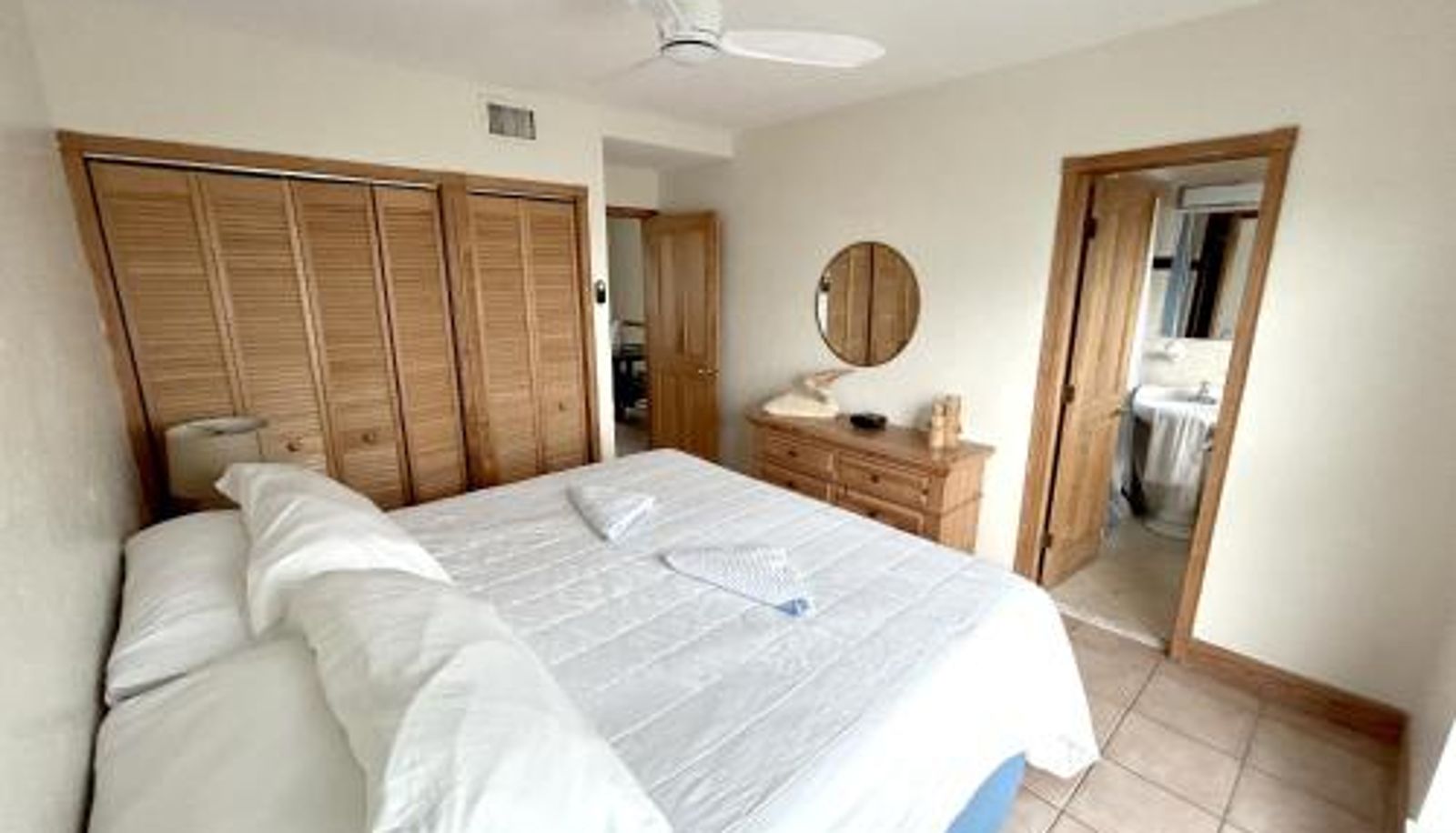 Suite - Shore View Hotel