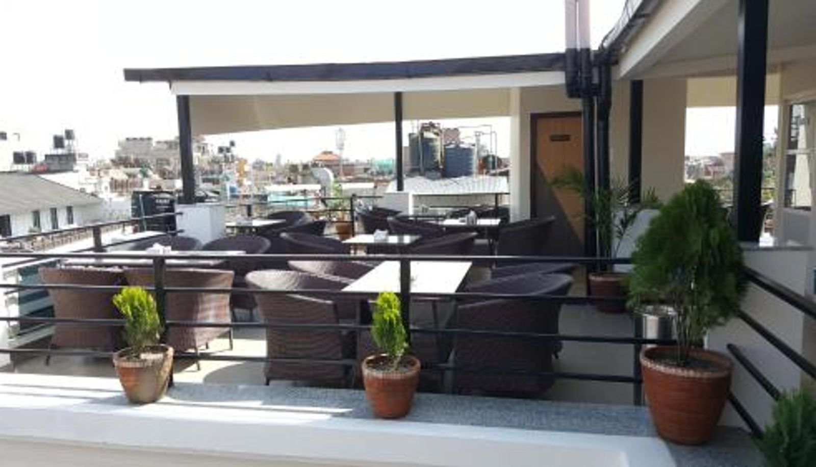 Ontbijtzaal in het restaurant - Hotel Bihani