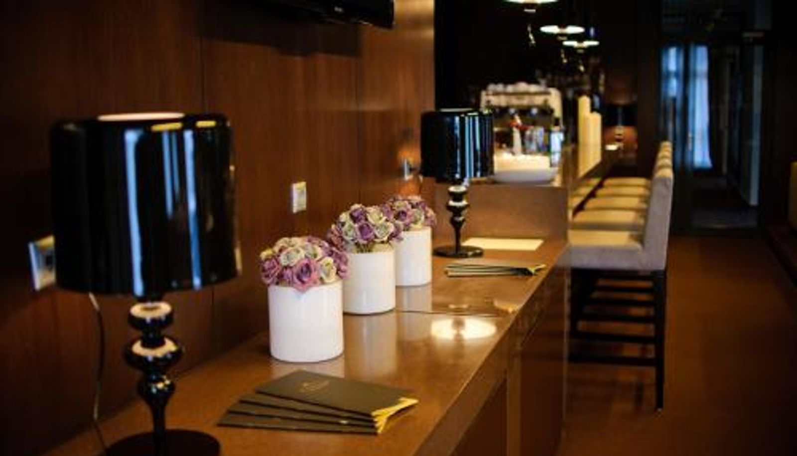 Frühstücksraum innerhalb des Restaurants - Voyage Hotel