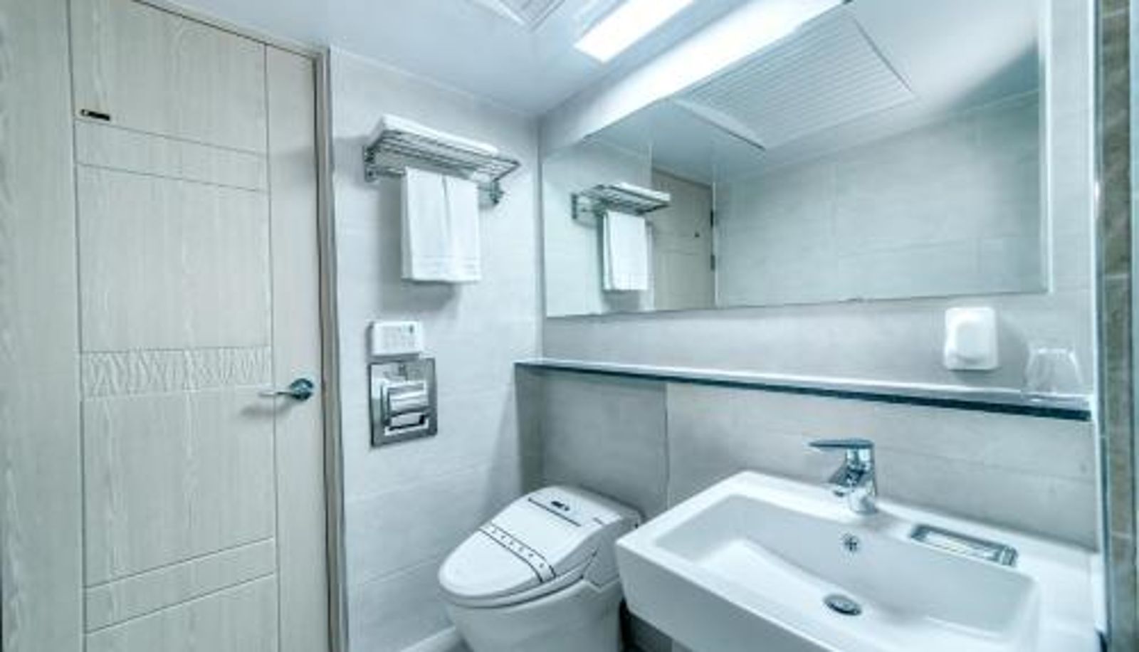 Badezimmer - The Stay Century Hotel