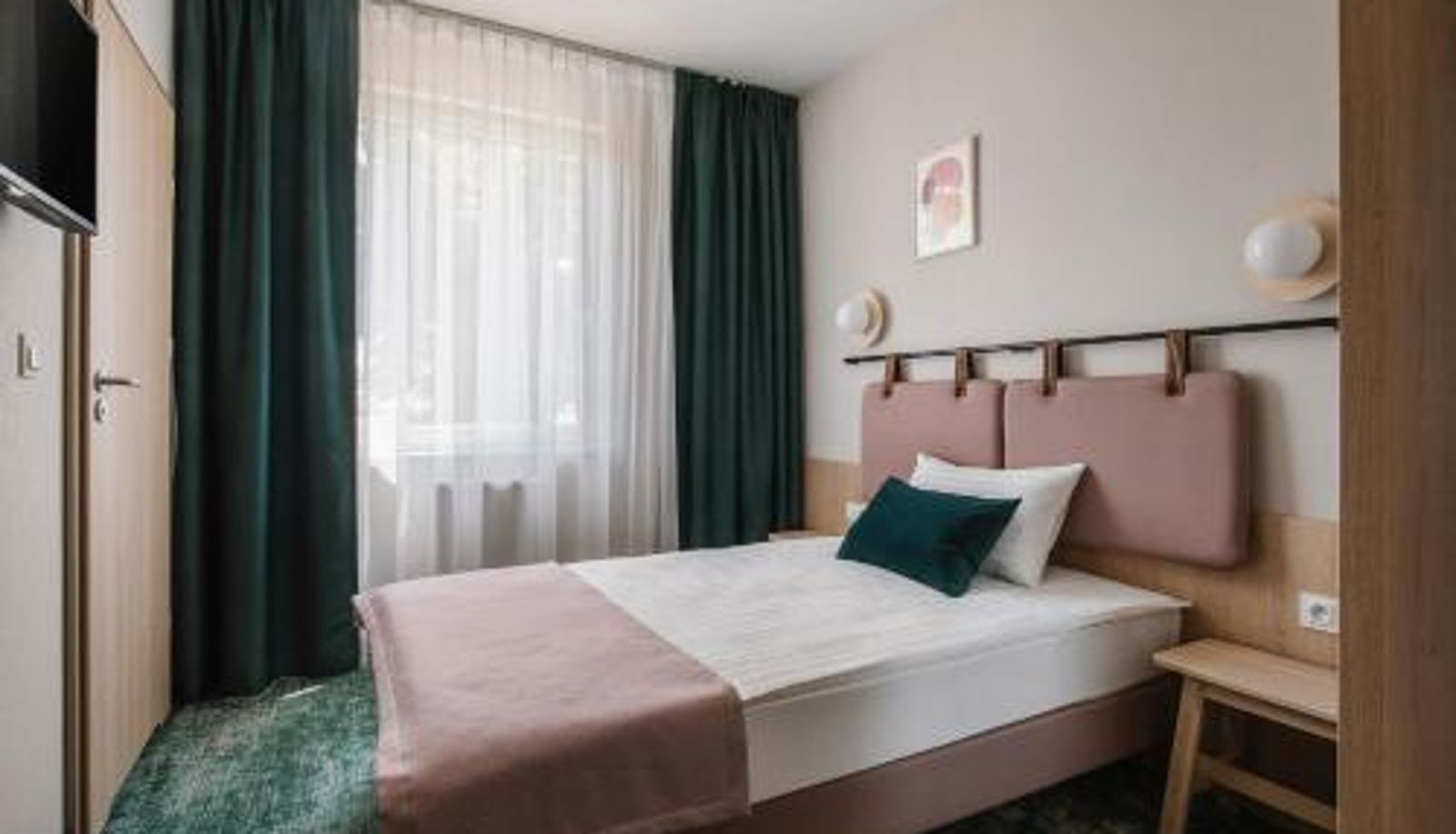 Info - Hi Hotel Gdansk Airport