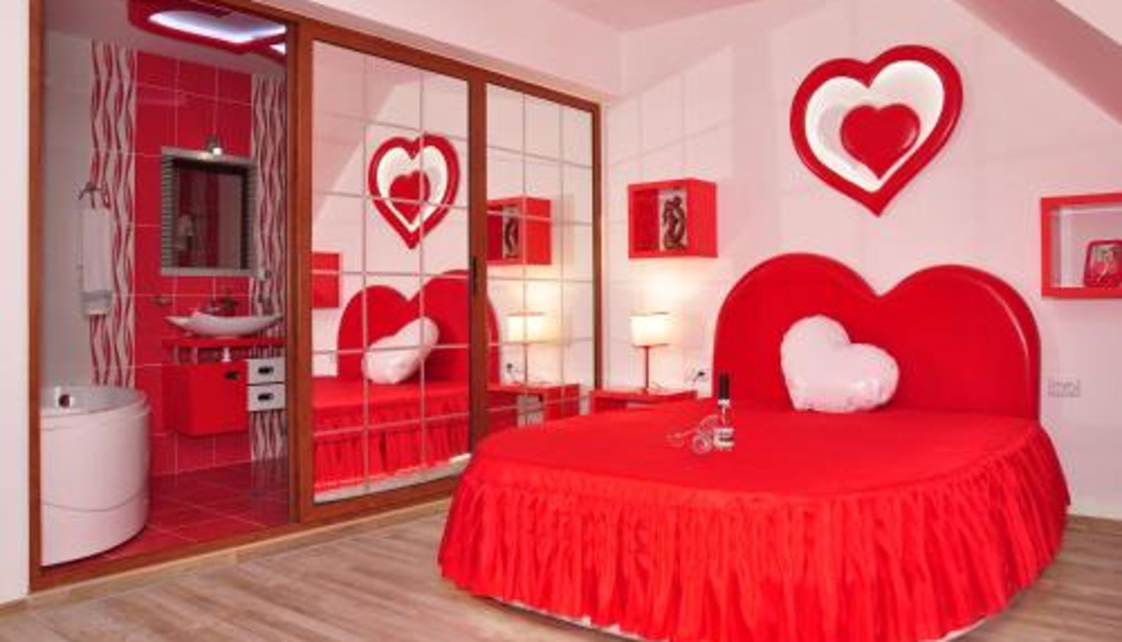 Info - Lombardi Family Hotel