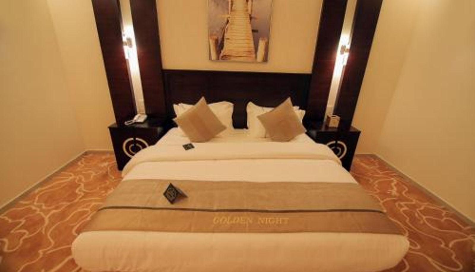 Suite - فندق جولدن نايت Golden Night Hotel