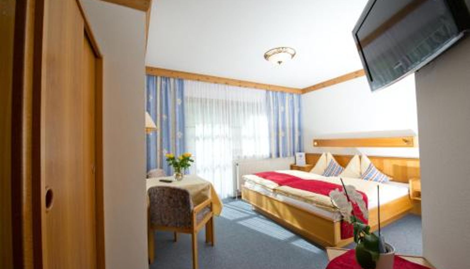 Zimmer - Hotel Landhaus Neumayr