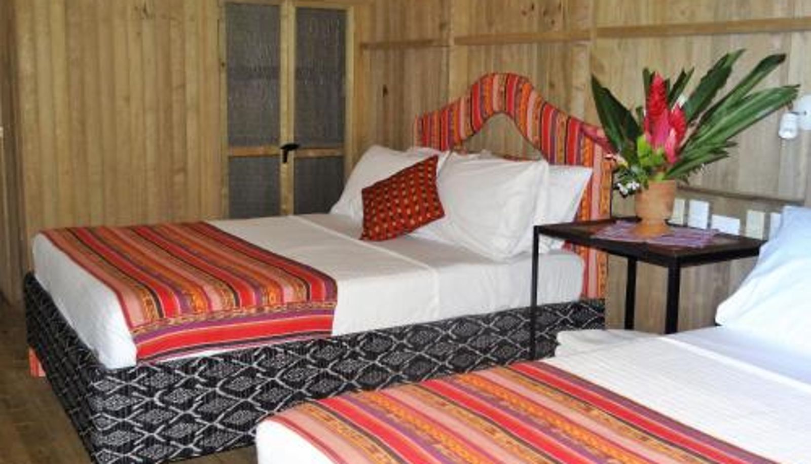 Chambre - The Golden Resort - Tortugal River Lodge & Marina