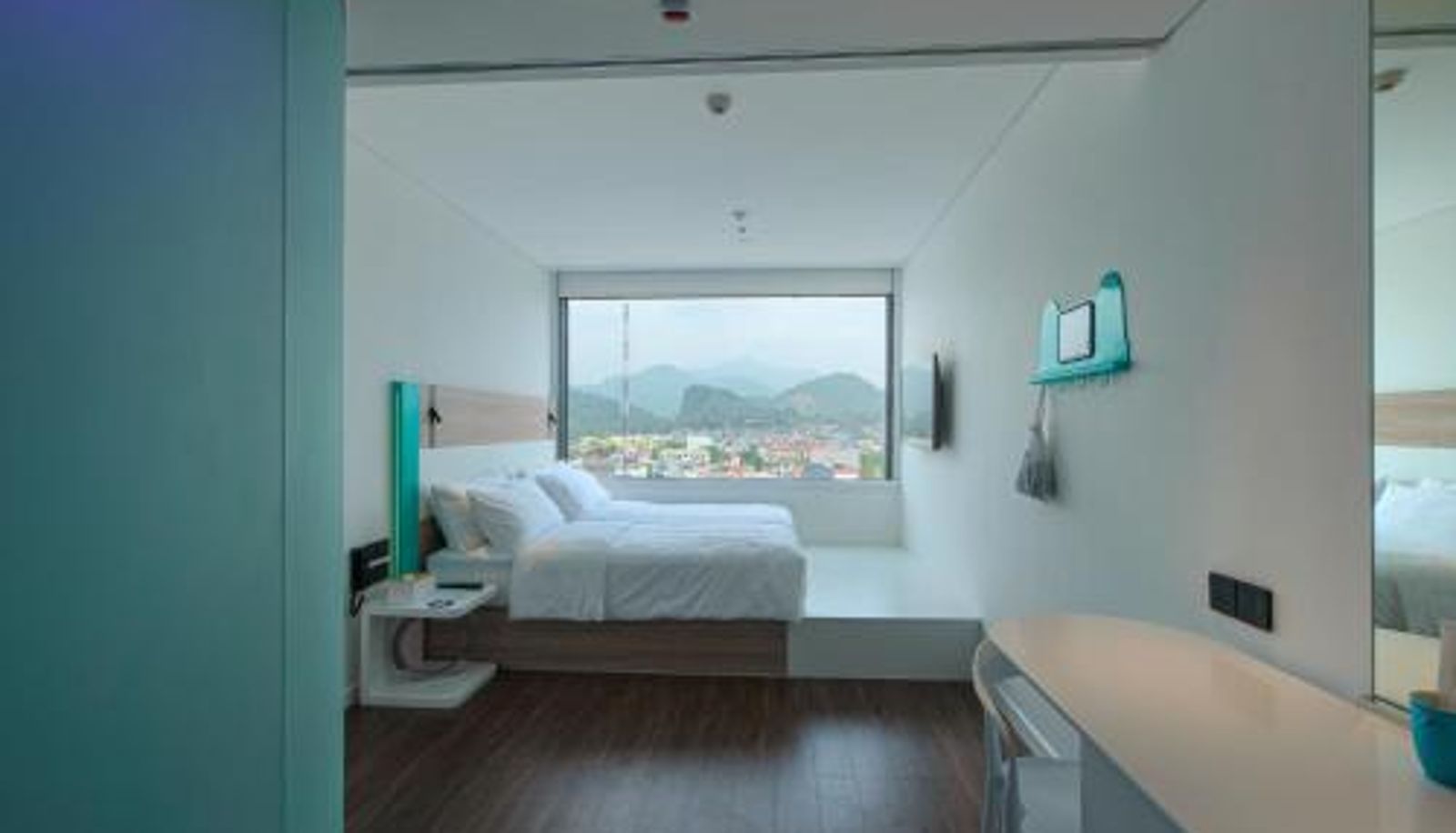 Vista - Tru by Hilton Hoa Binh City Centre