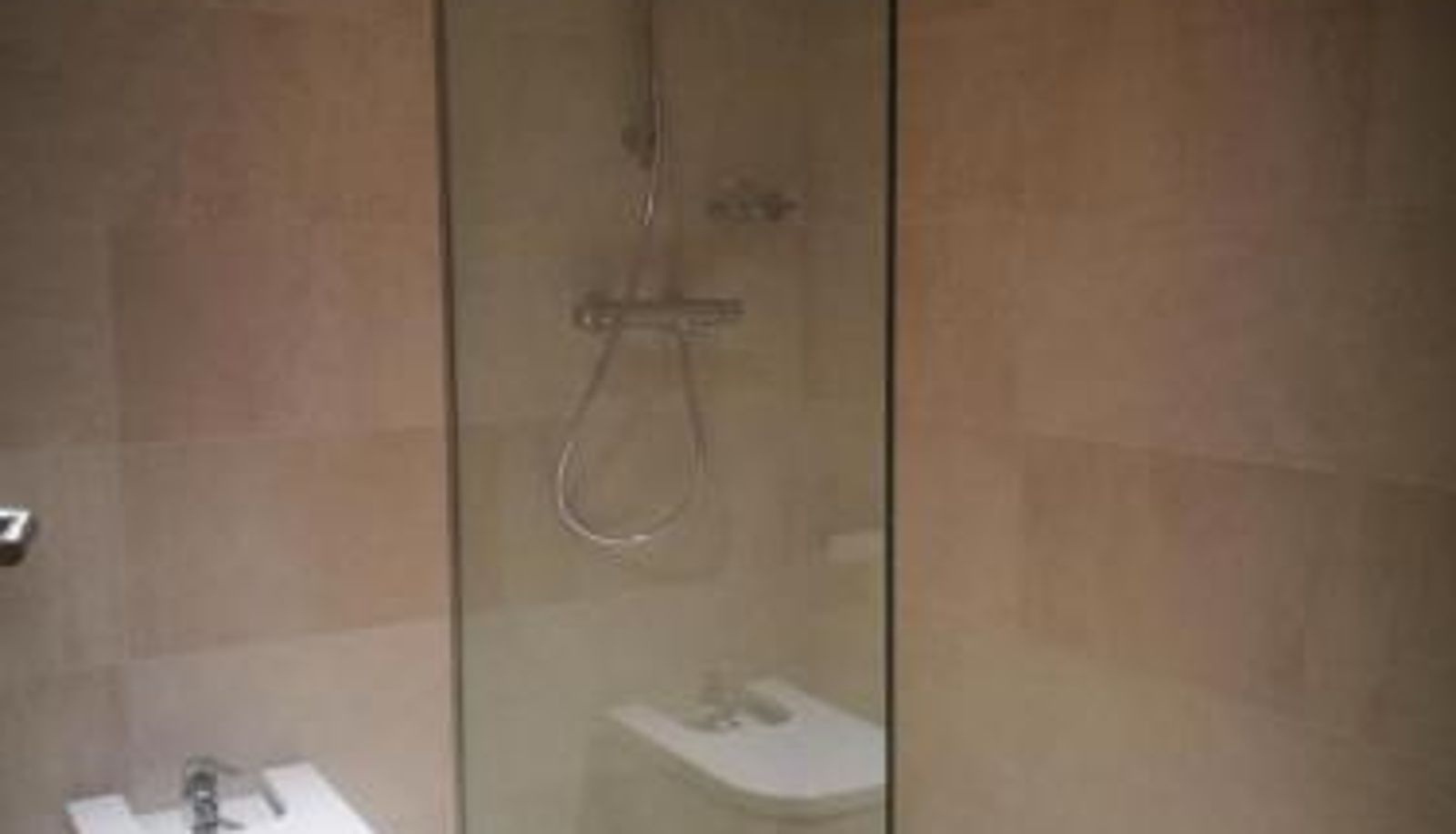 Room - Hotel Hormilla
