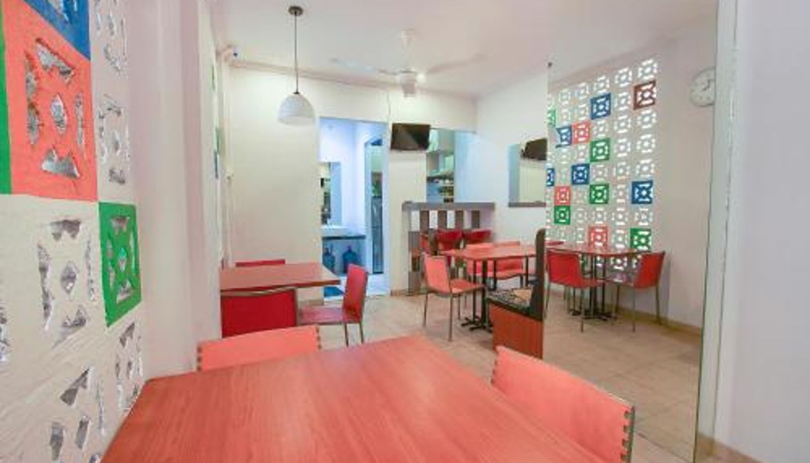 Breakfast room within the restaurant - Urbanview Hotel FiFFa Kauman Malang
