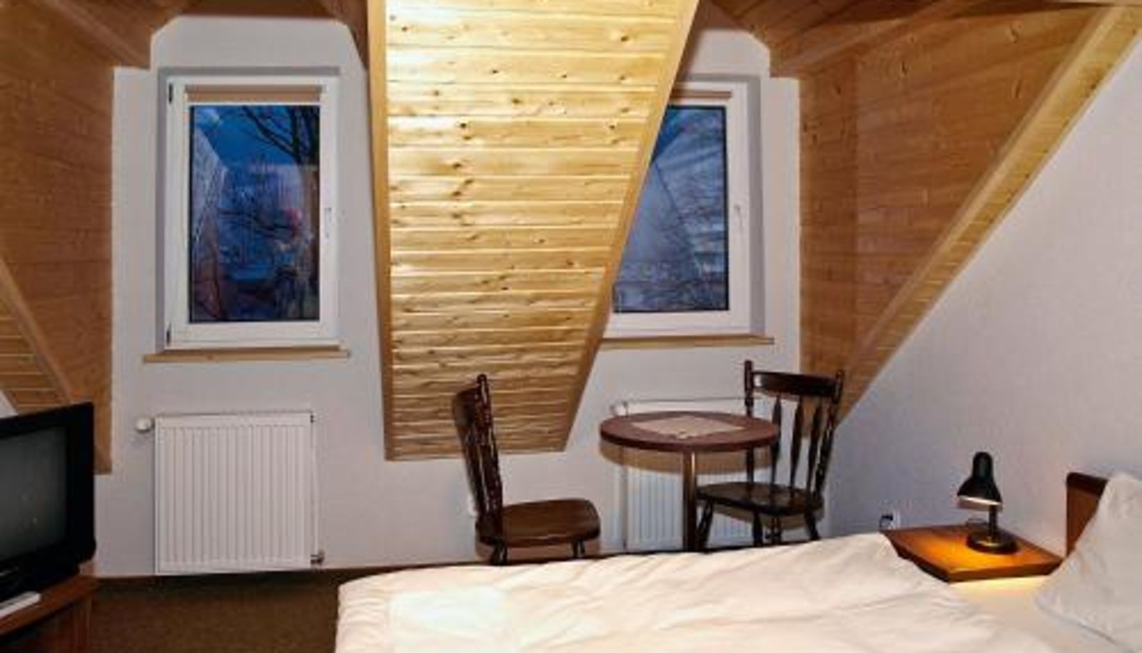 Kamer - Noclegi Helvet