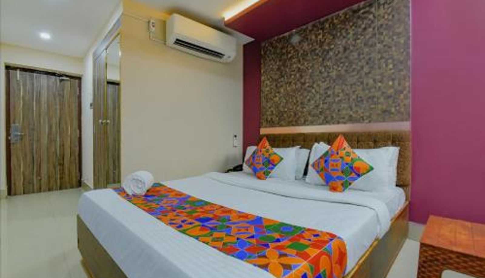 Camera - FabHotel Middleton Desire - Nr Niladri Vihar Square