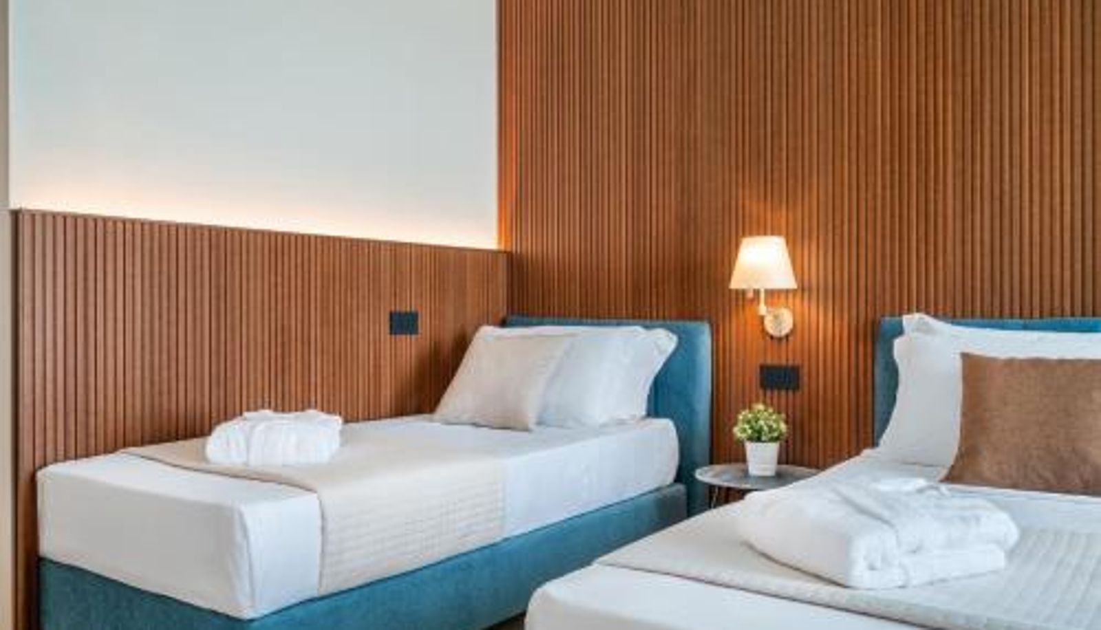Suite - Universal Hotel & Homes