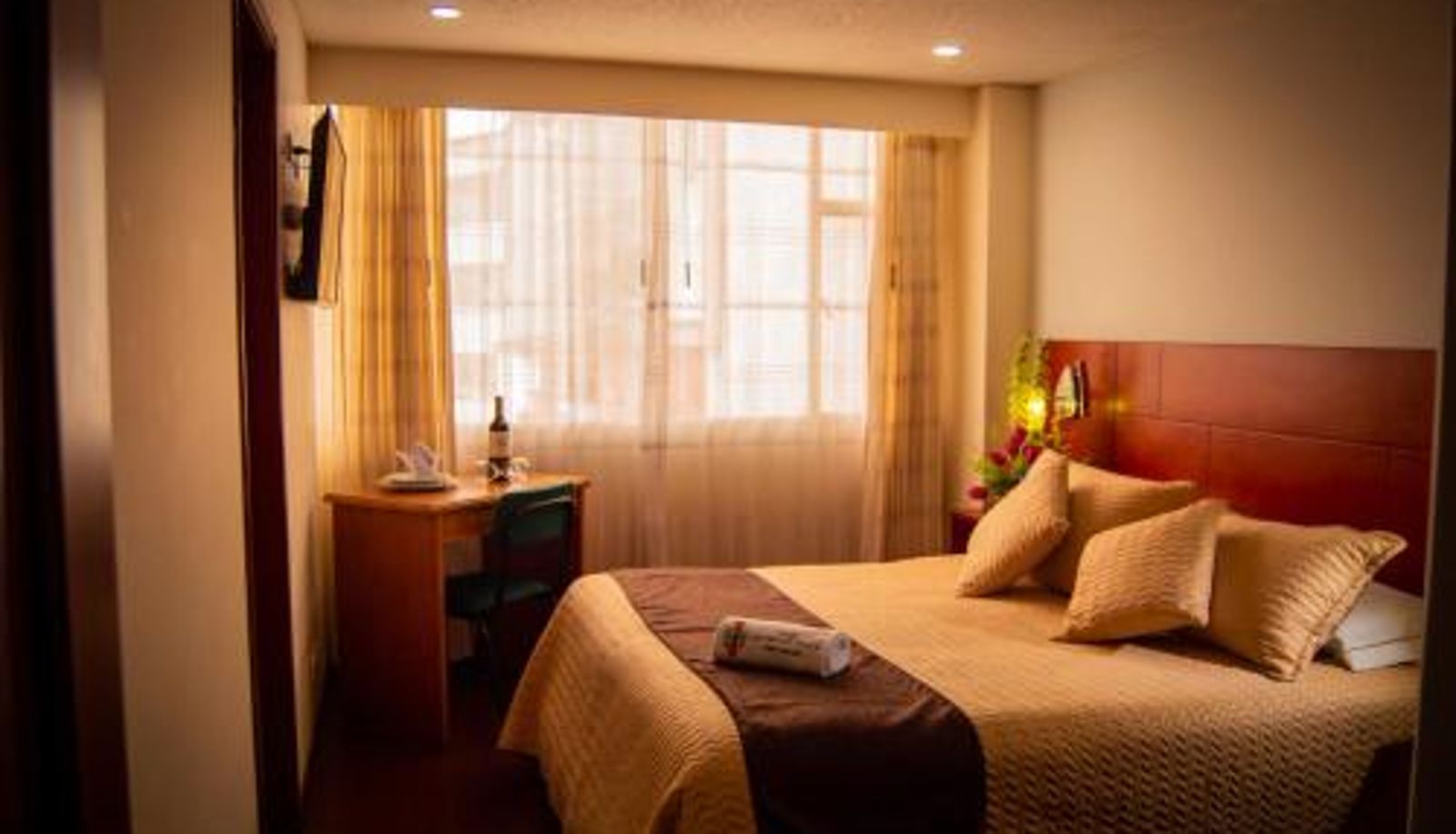 Pokój - Hotel San Ignacio Plaza