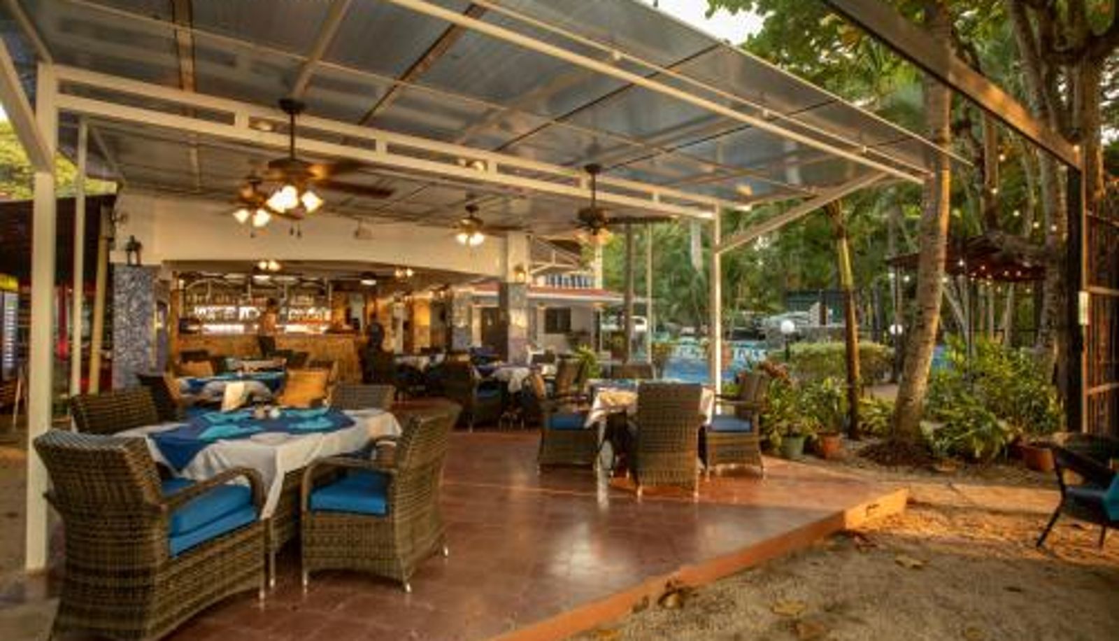 Sala de desayunos dentro del restaurante - Hotel El Velero