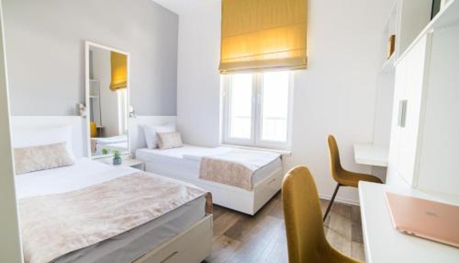 Camera - University Hotel Dorrah
