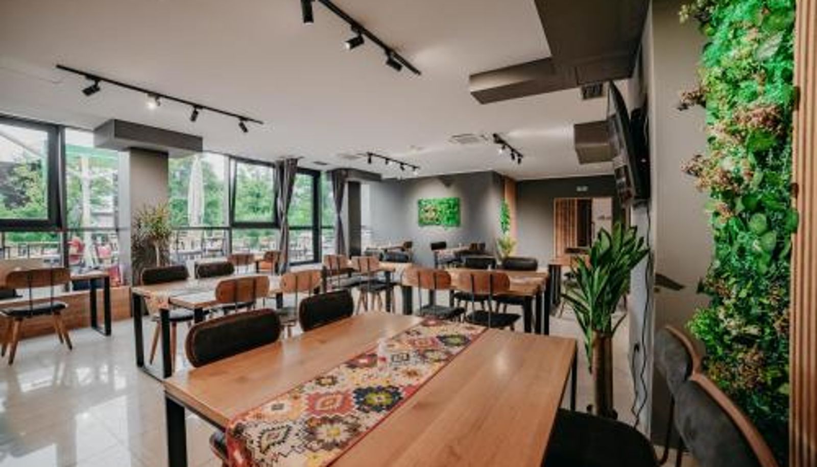 Sala prima colazione all'interno del ristorante - University Hotel Dorrah