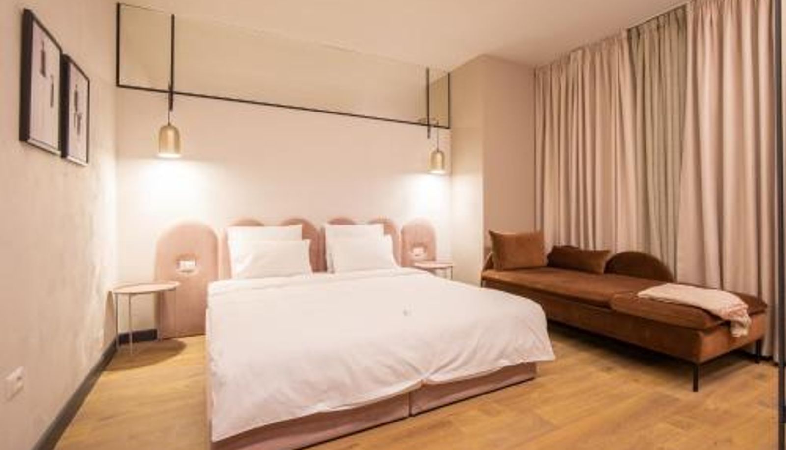 Dreibettzimmer - Allure Boutique Hotel