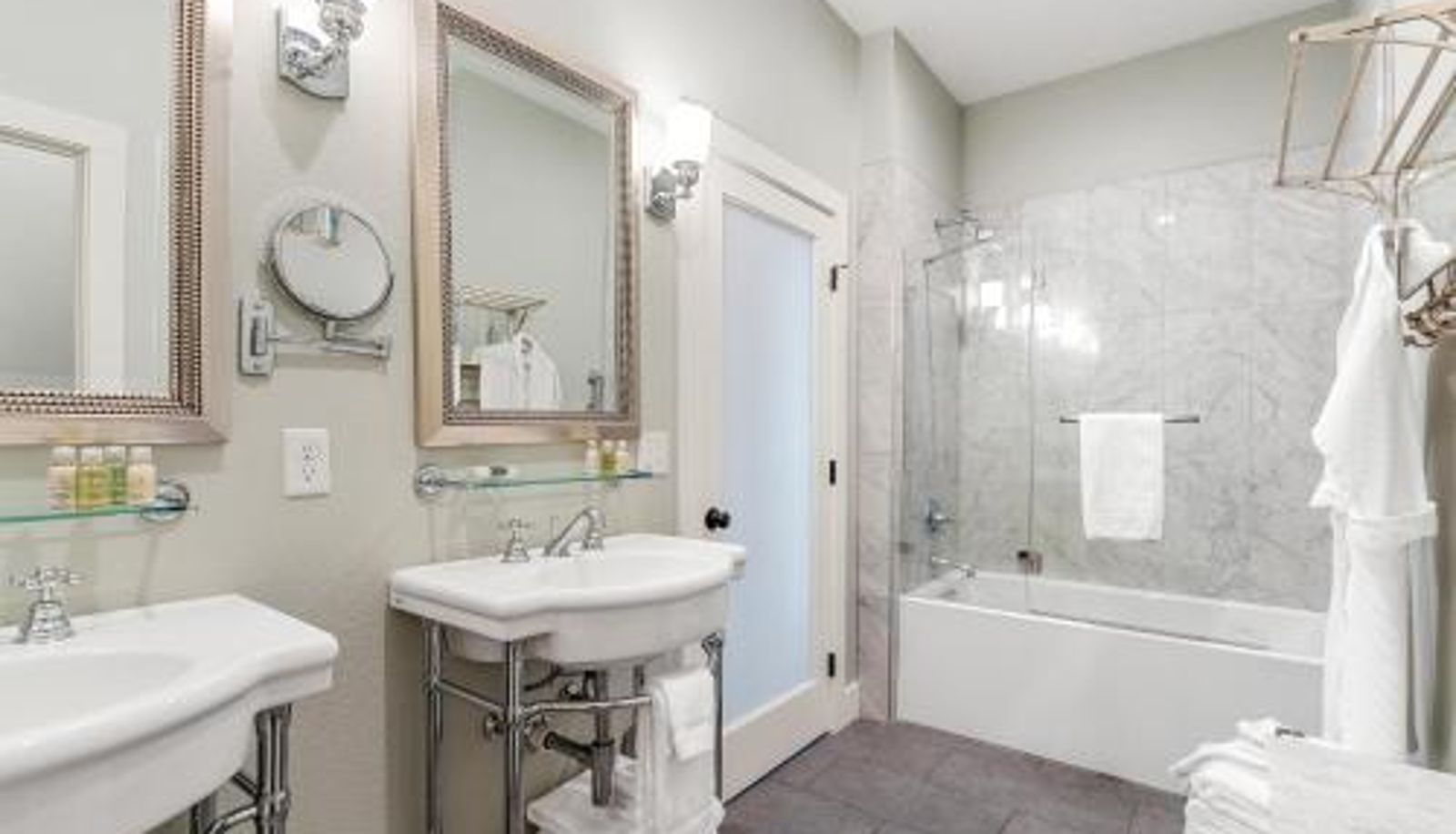 Standard room - Mossbrae Hotel