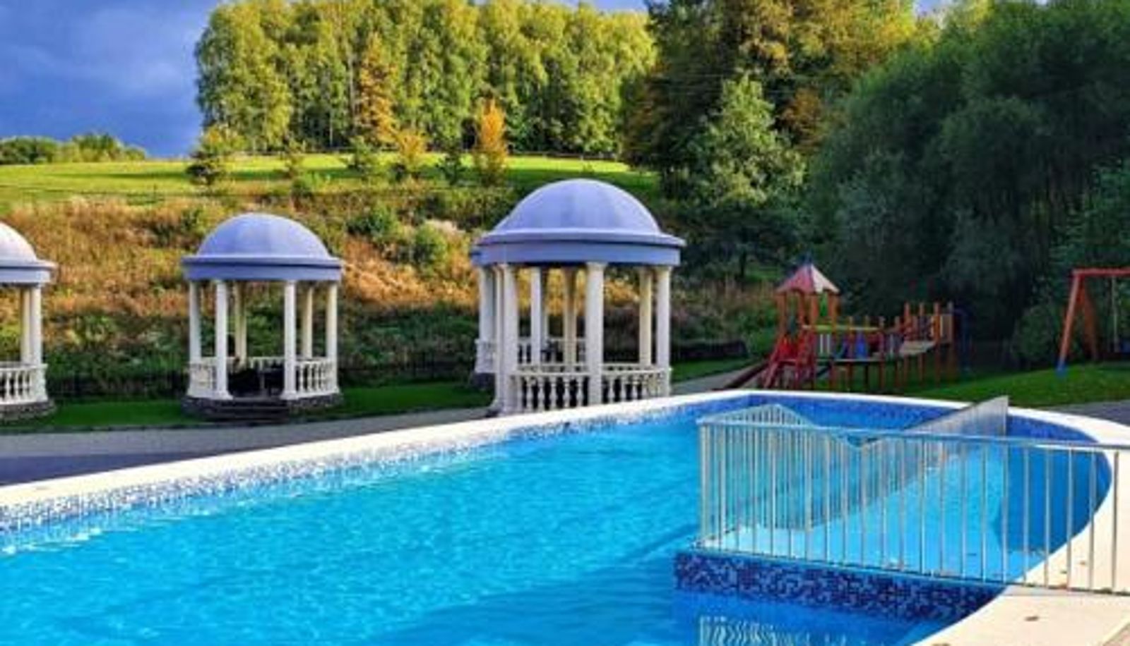 Piscina - Dwór Maria Antonina
