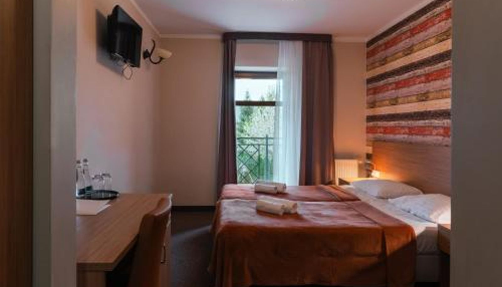 Información - Hotel Pod Figurą