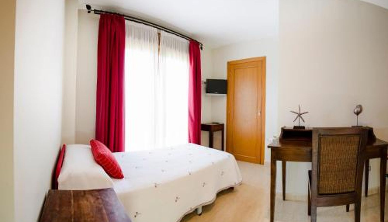 Chambre Familiale - Hotel Arce