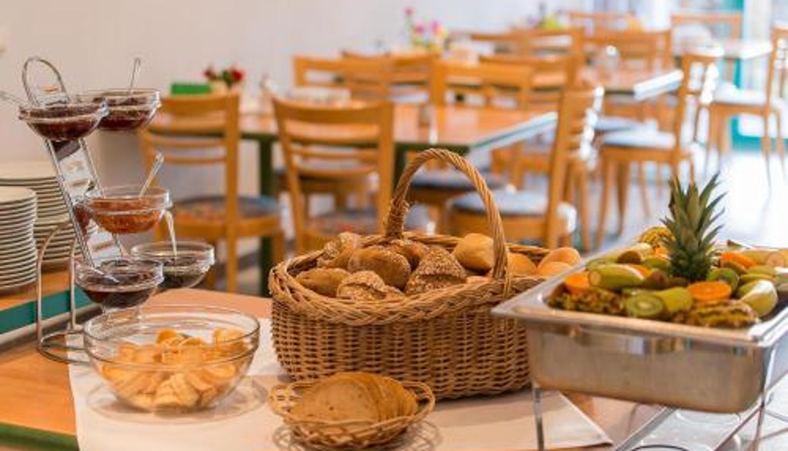Frühstücksraum innerhalb des Restaurants - CVJM Familienferienstätte Huberhaus