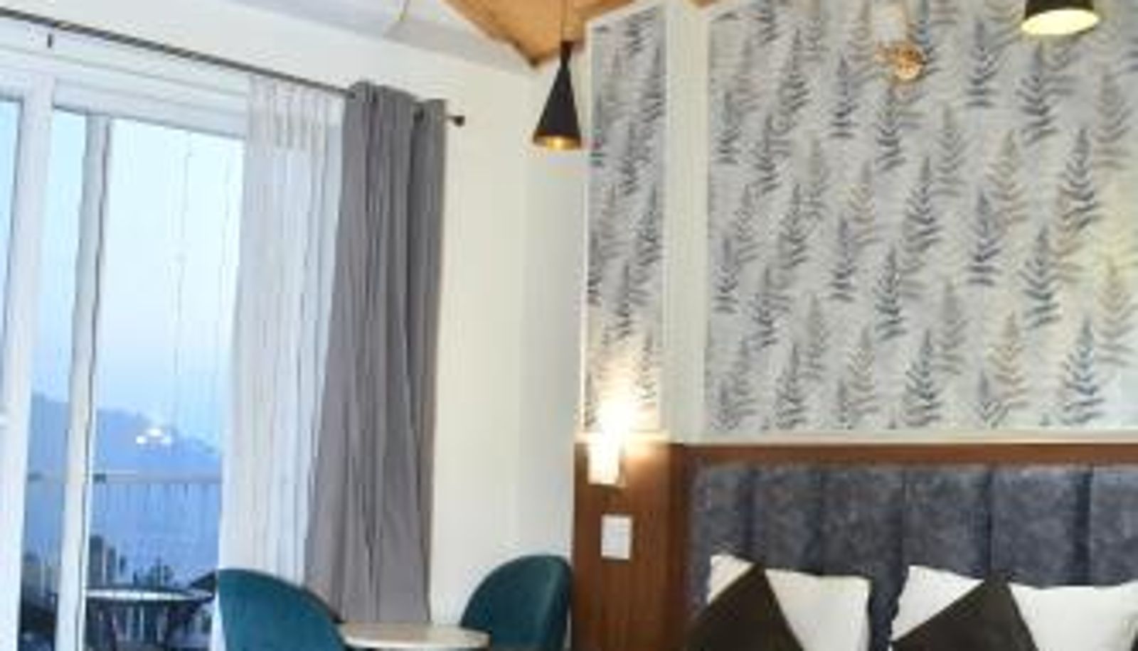 Pokój - Hotel Le Halcyon Kasauli