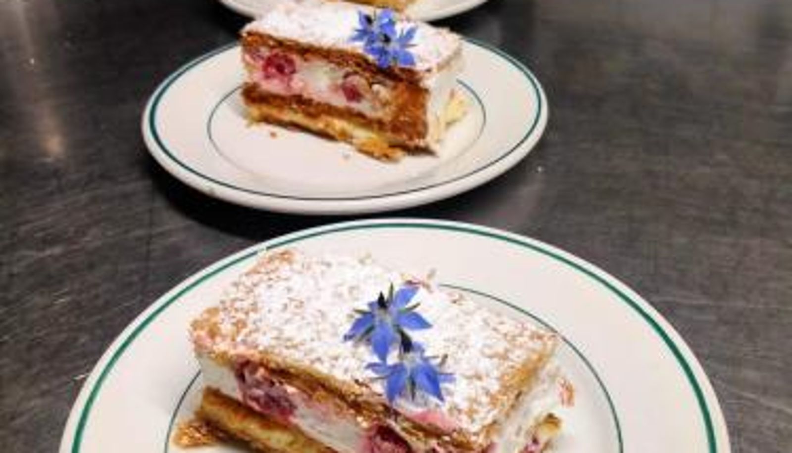 Salle de petit-déjeuner dans le restaurant - Le Relais de Boralde