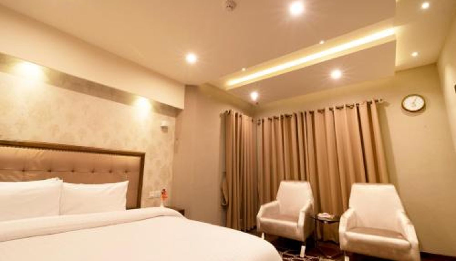 Zimmer - Lahore Hotel One Garden Town