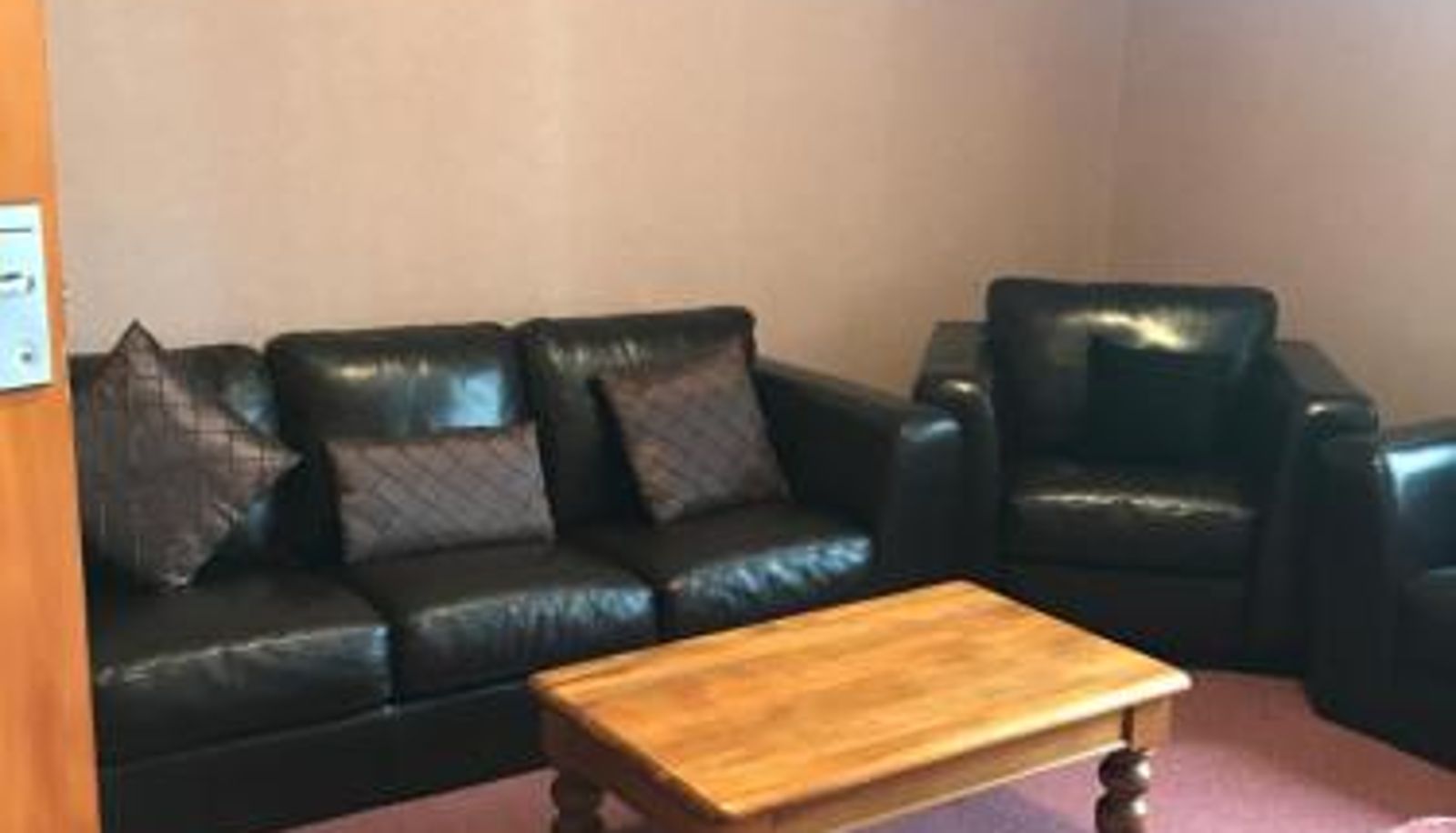 Info - Criterion Club Hotel