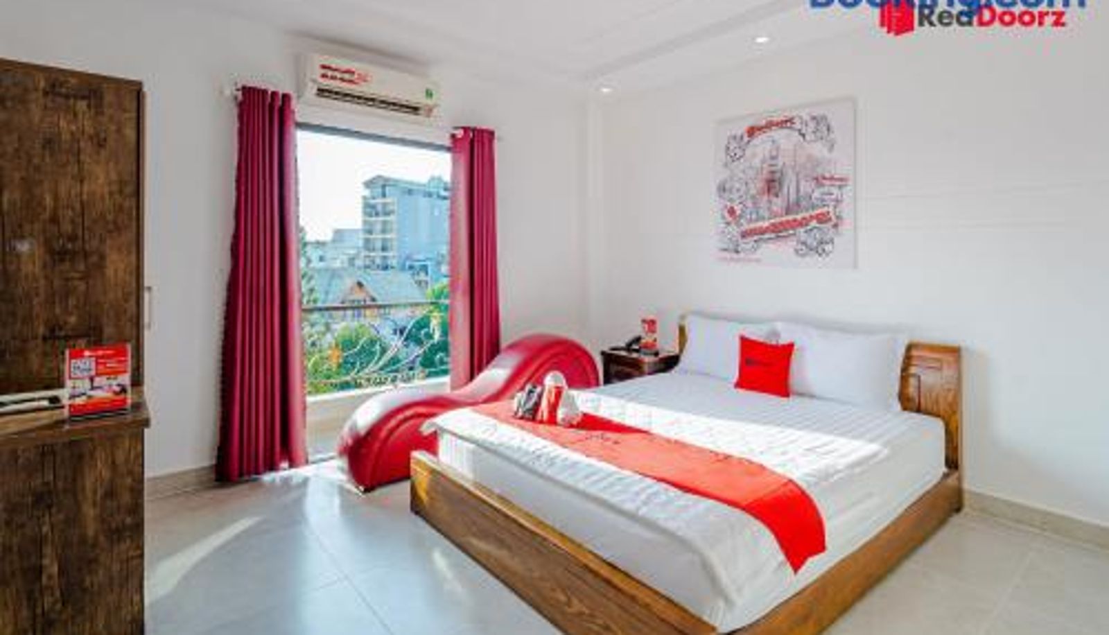 Info - The Sun Hotel