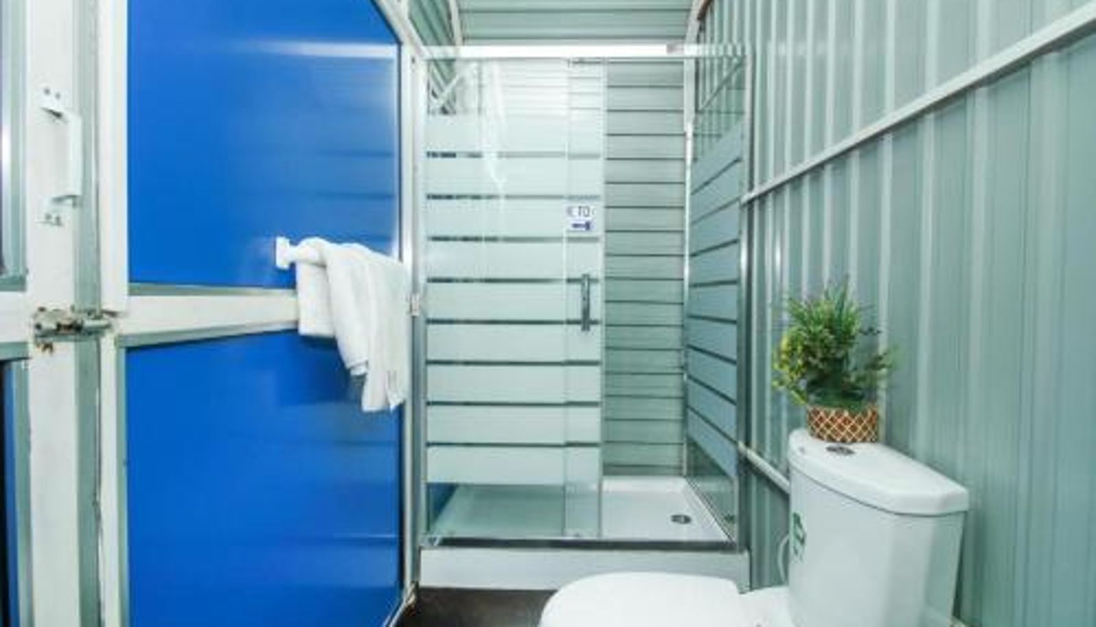 Chambre Standard - Airport A4 Transit Hub - Eco Chalets - FREE SHUTTLE SERVICE 24HRS