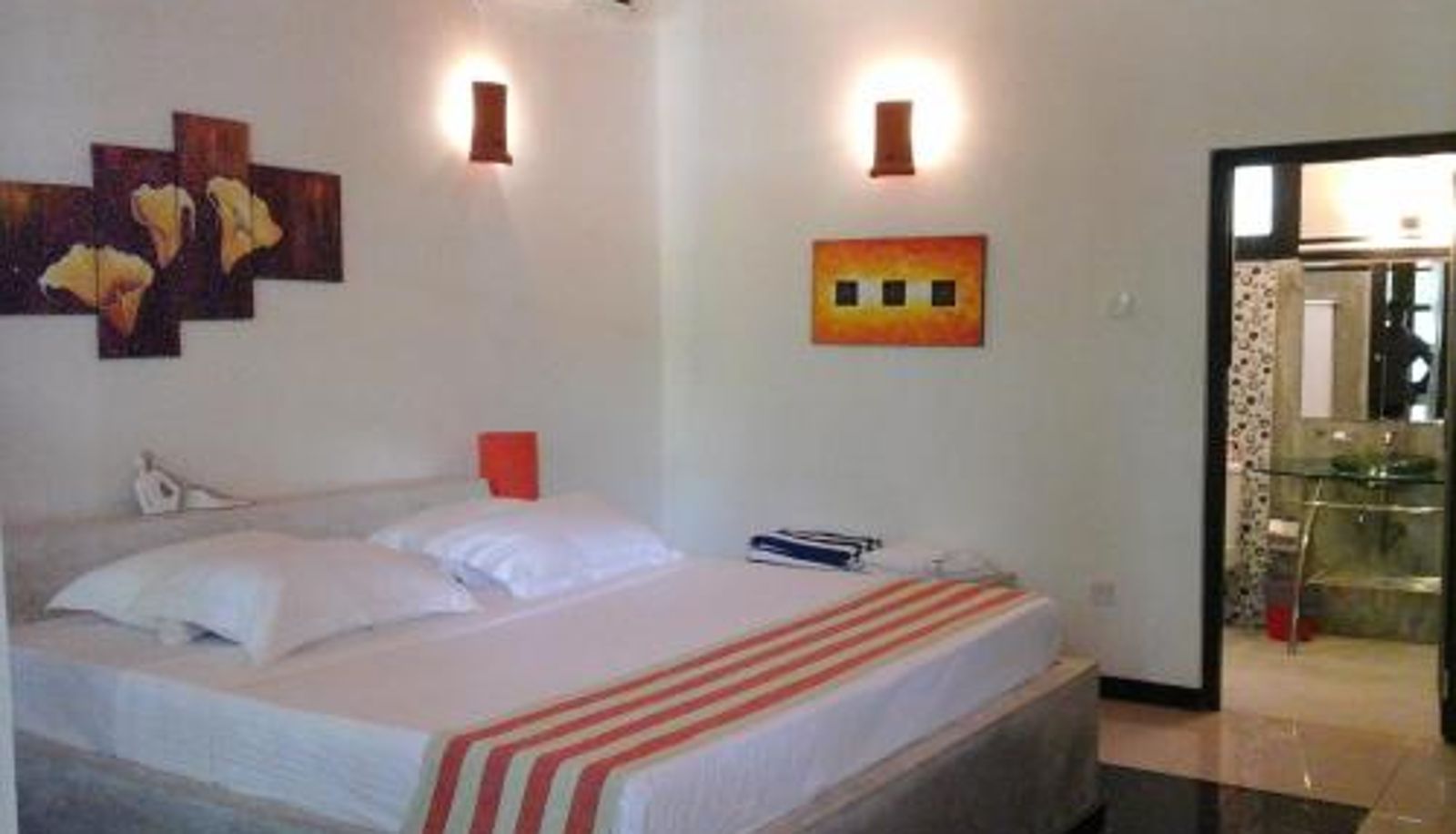 Room - Flower Garden Eco Village