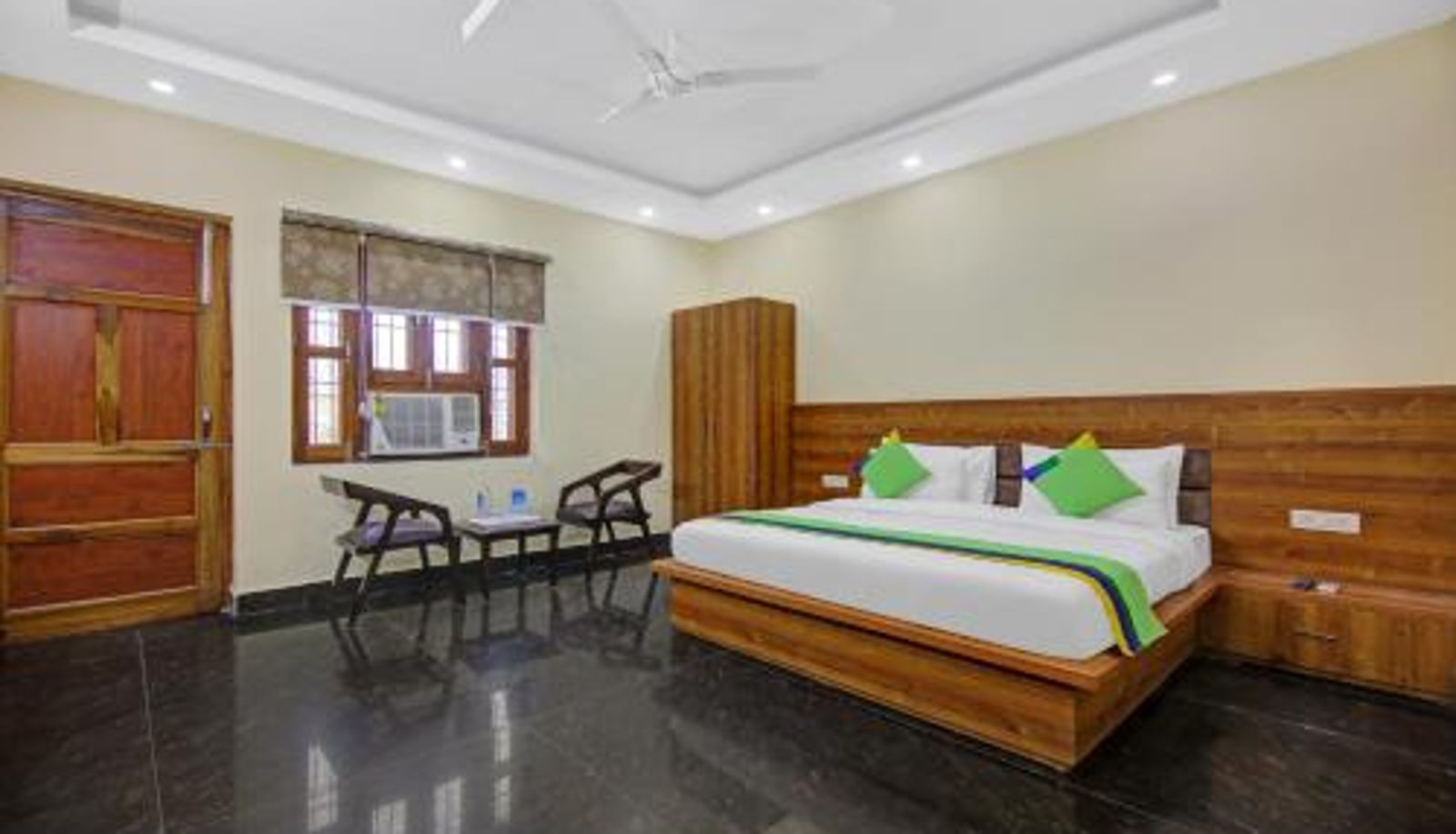 Chambre - Treebo The Eden Roc