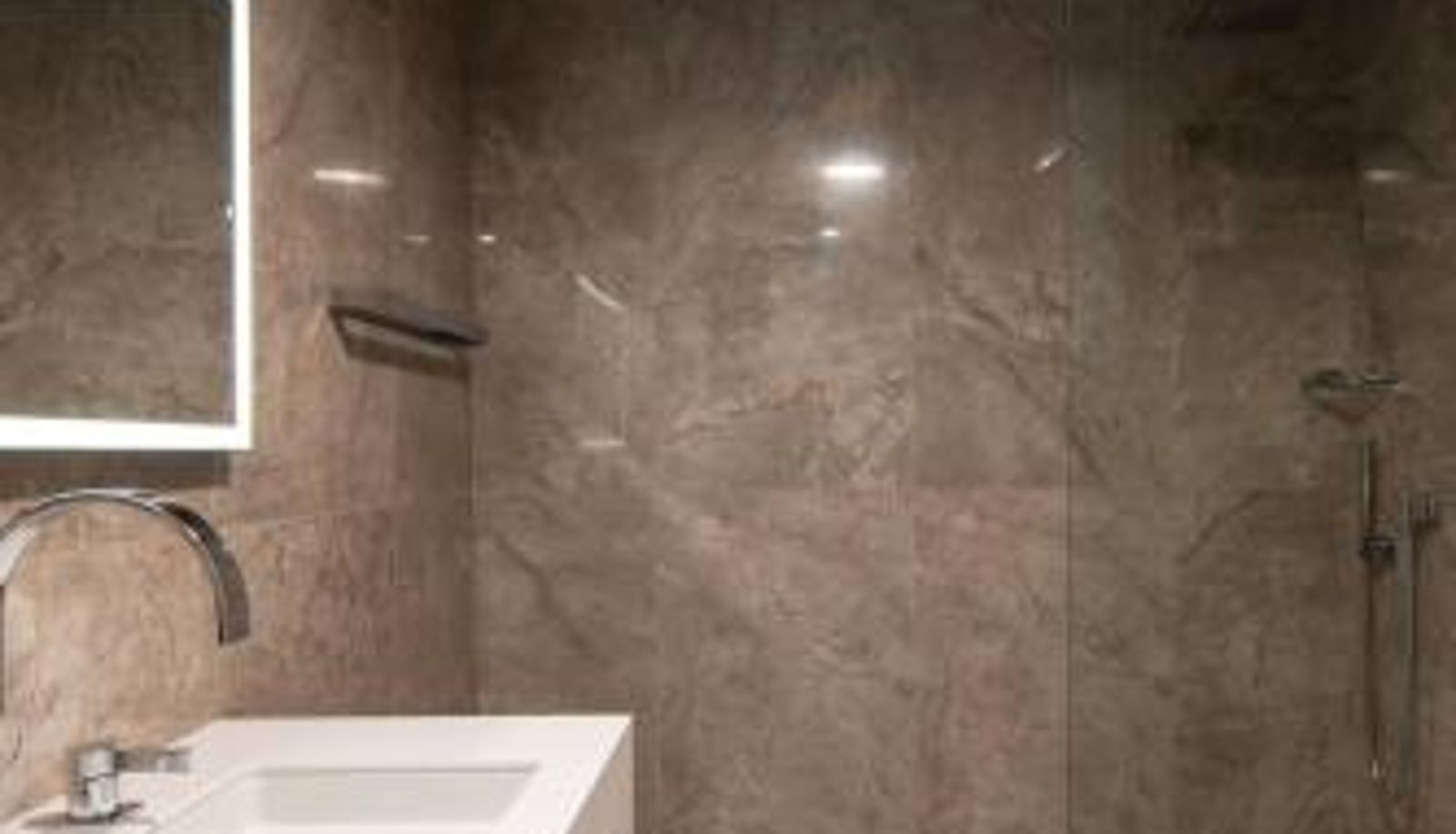 Suite - Amsterdam Plaza Hotel & SPA