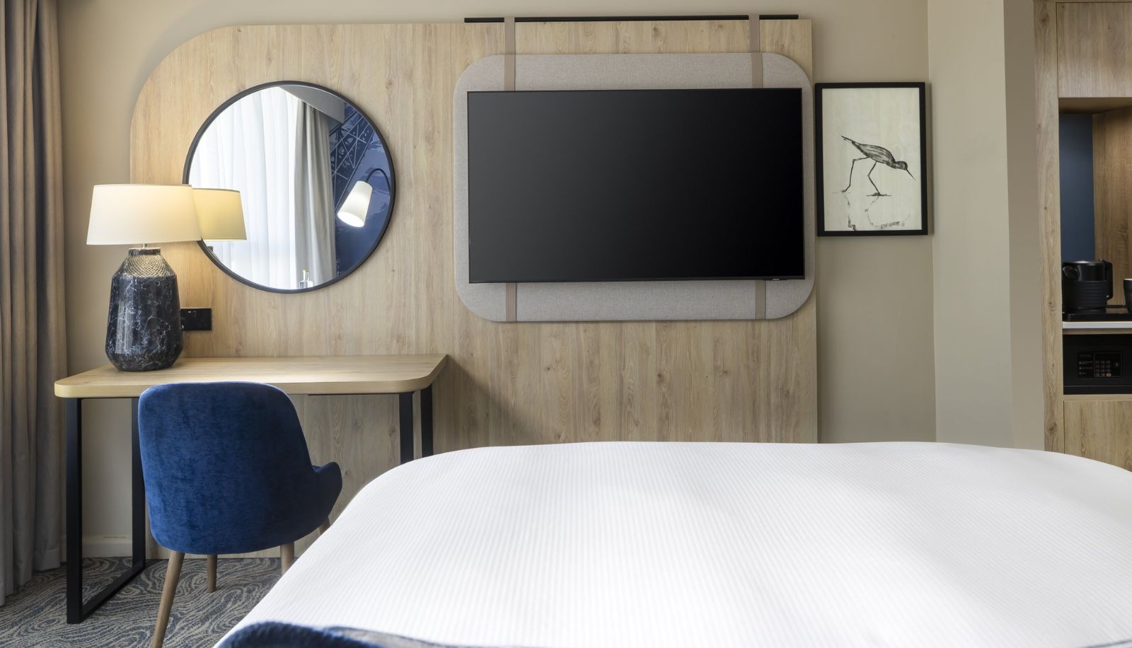 Room - voco SOUTHAMPTON by IHG
