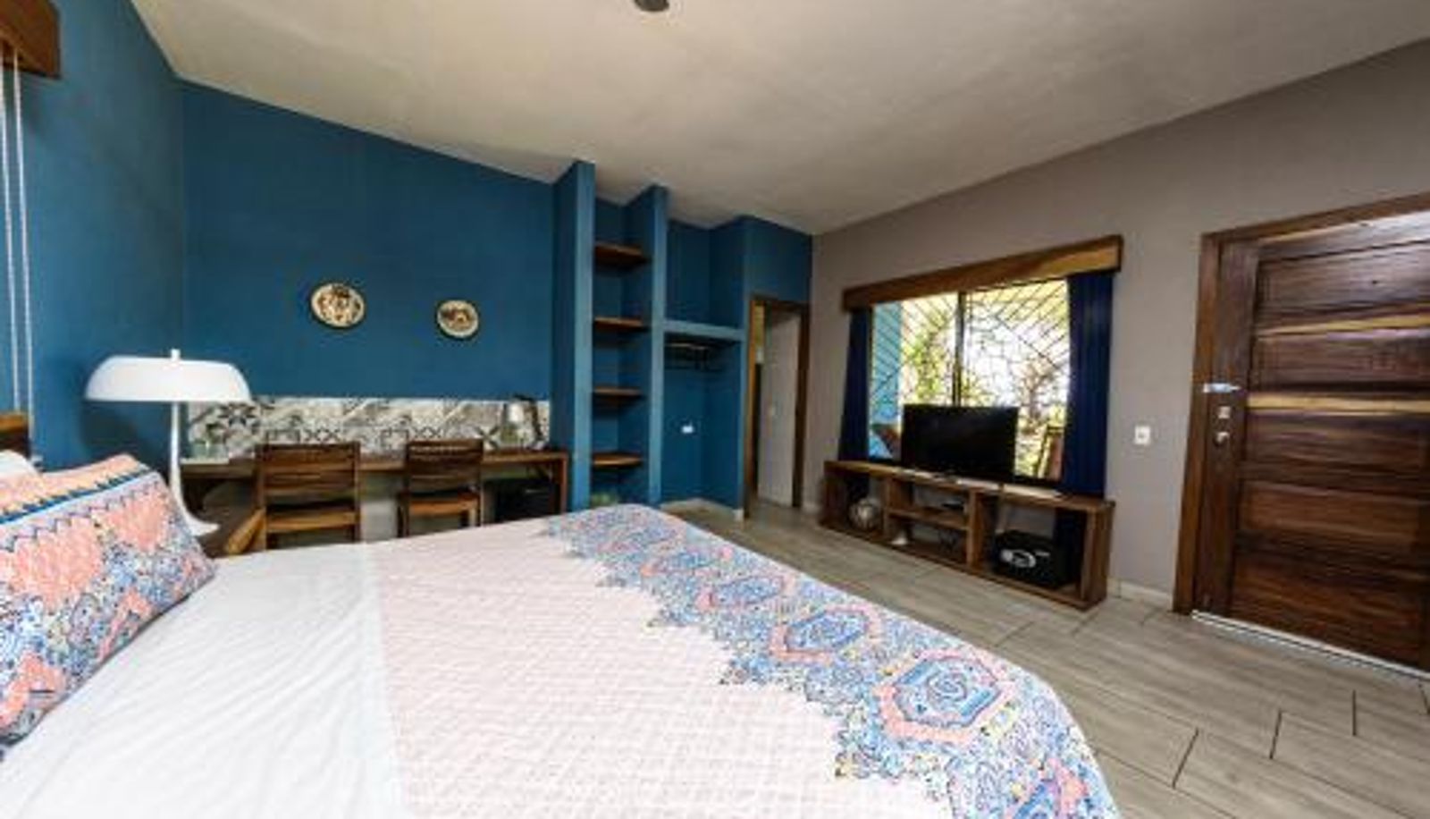 Info - Xalli Beach Hotel