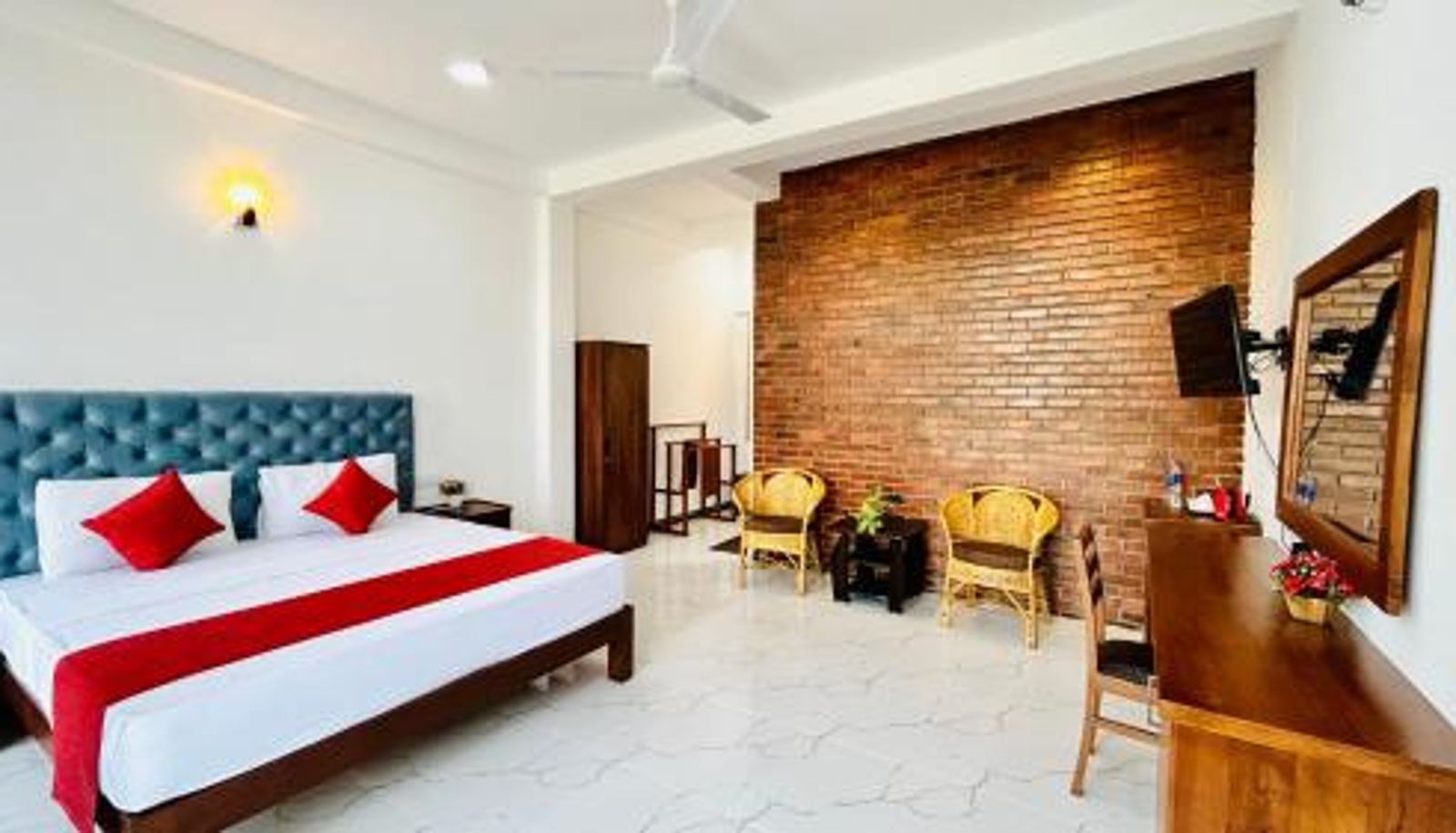 Room - Salubrious Resort