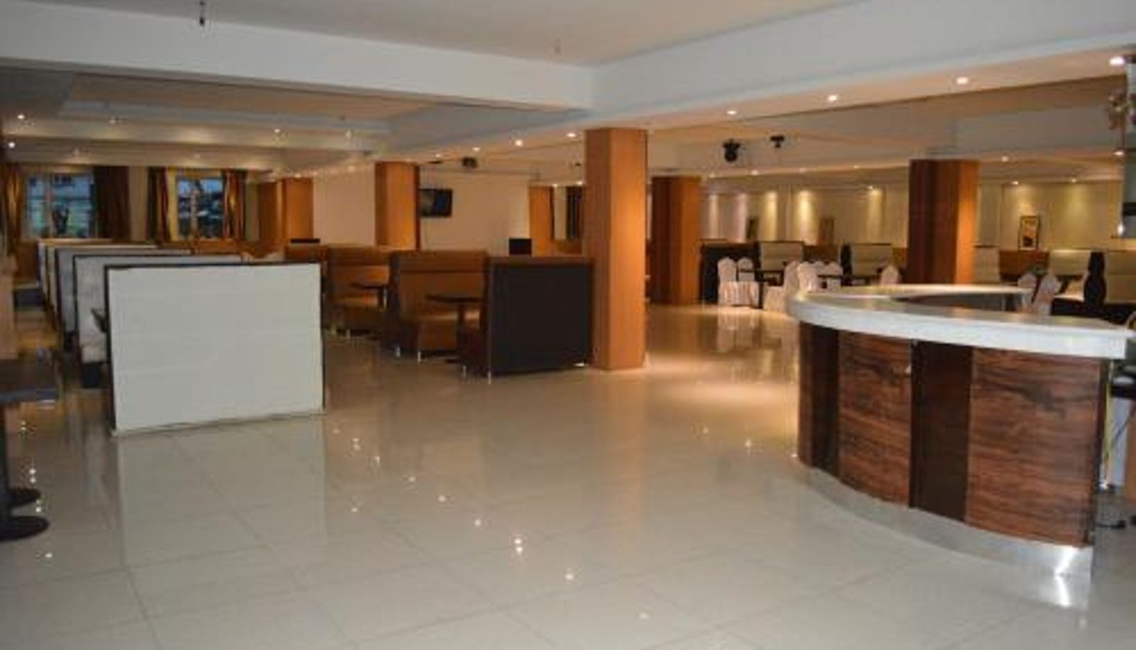 Bar - Land Hotel
