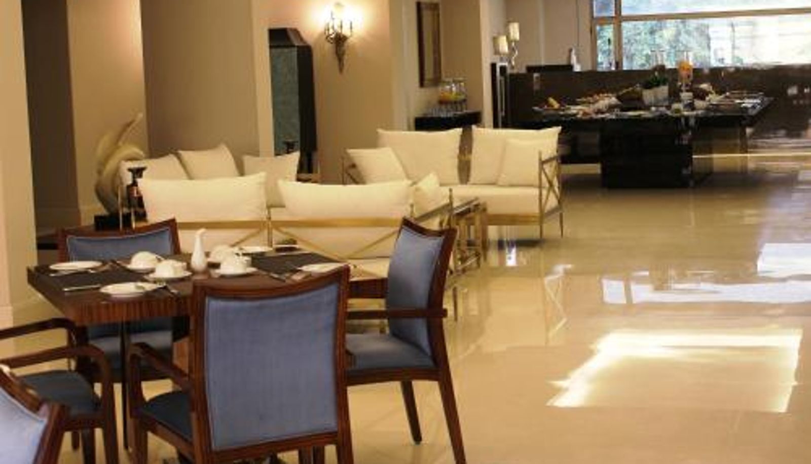 Sala prima colazione all'interno del ristorante - The Rooms Boutique Hotel