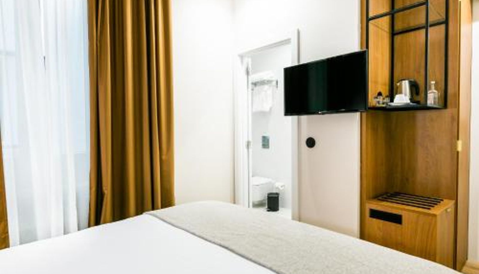 Info - LX SoHo Boutique Hotel by RIDAN Hotels