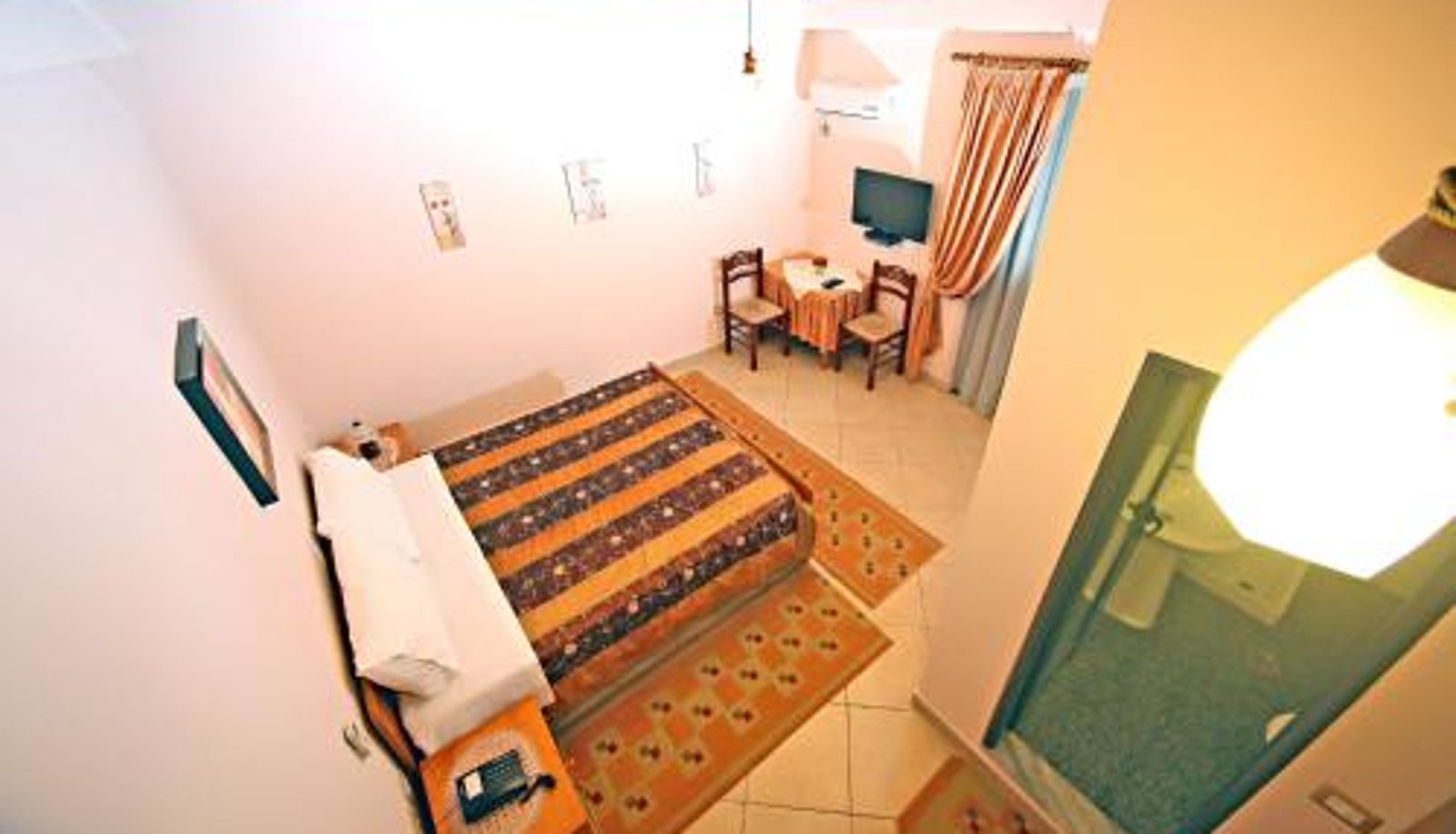 Room - Hotel Primavera