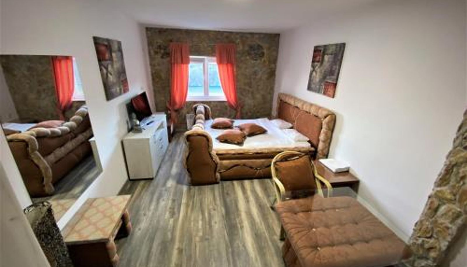 Kamer - Bali Mountain resort Montenegro Hotel