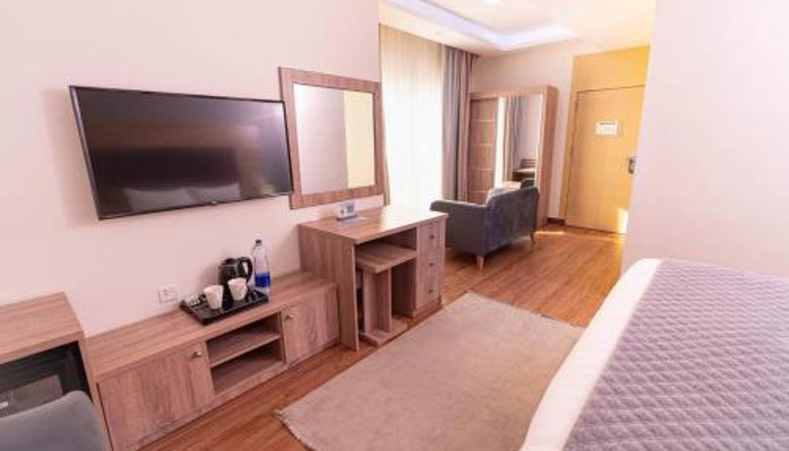 Info - Petra Moon Hotel