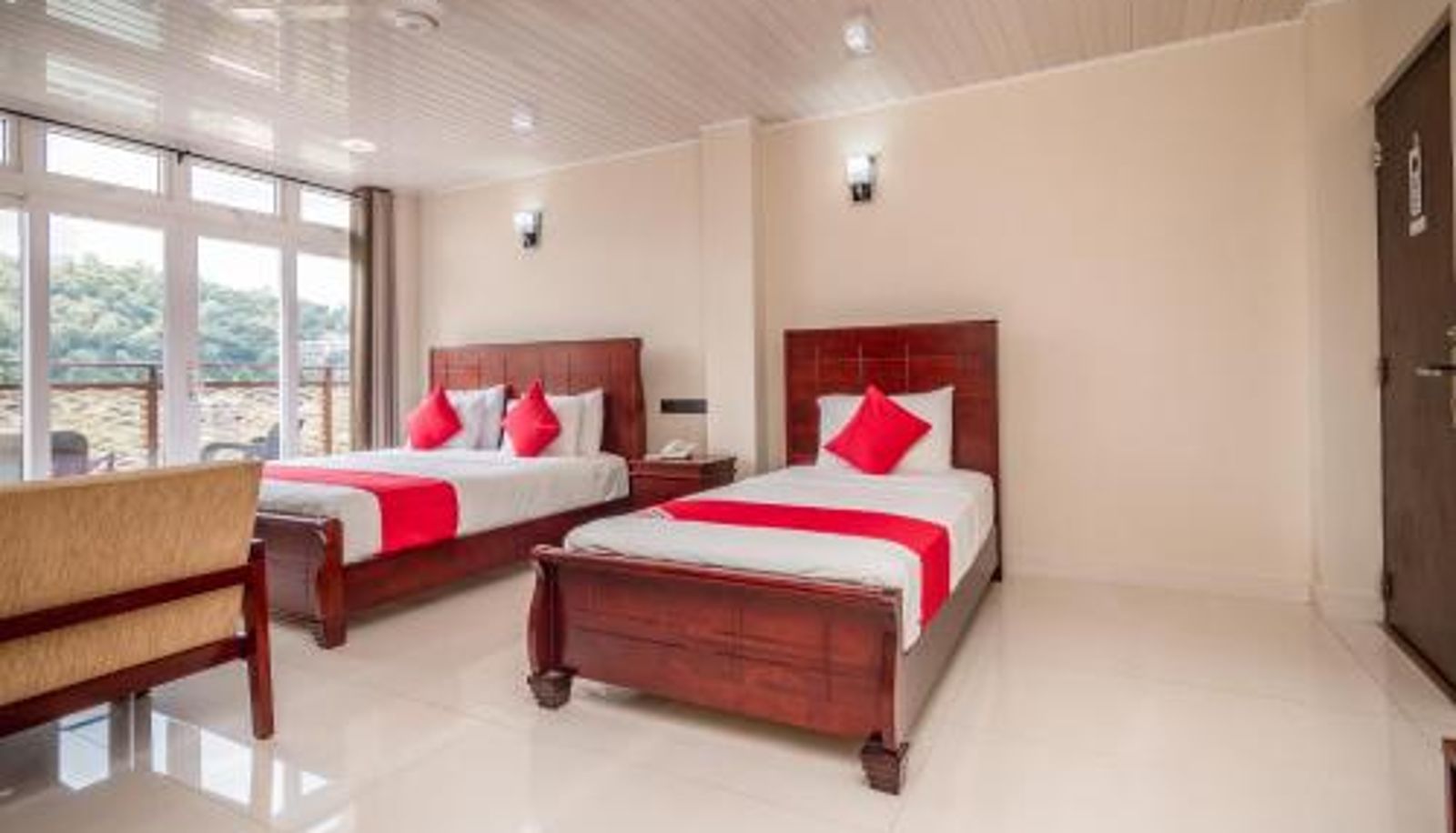 Room - Janora Hills
