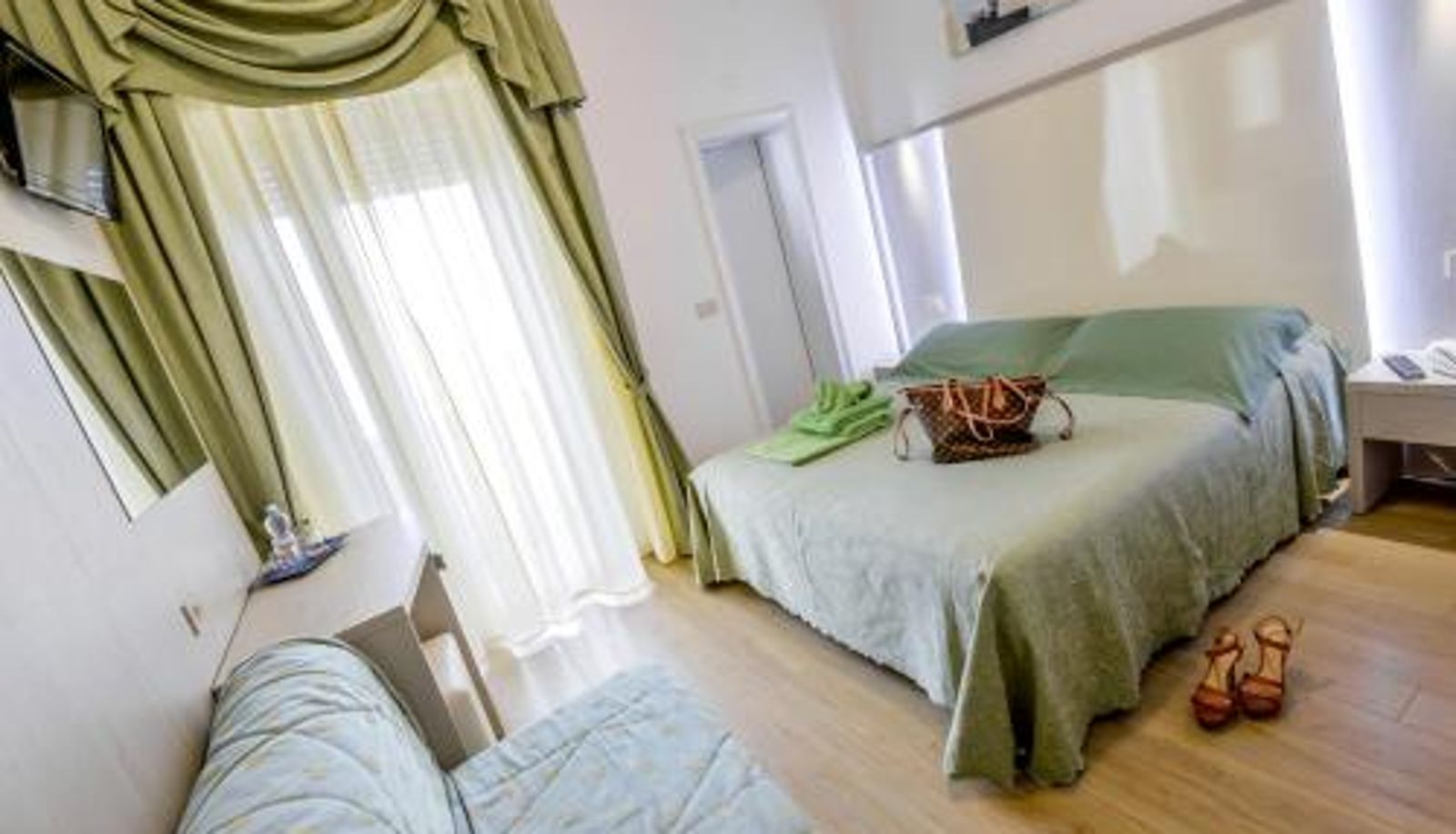 Pokój - Hotel Corinna