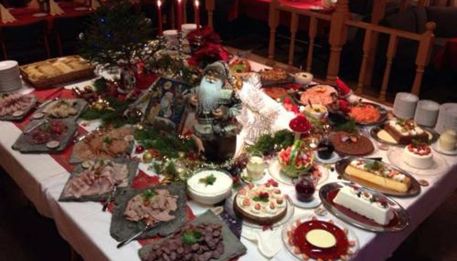 Frühstücksraum innerhalb des Restaurants - Volda Turisthotell