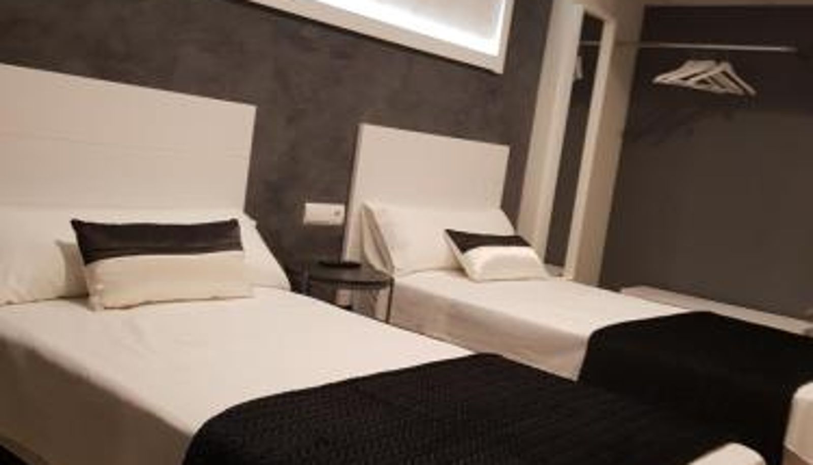 Room - Hotel Malecon