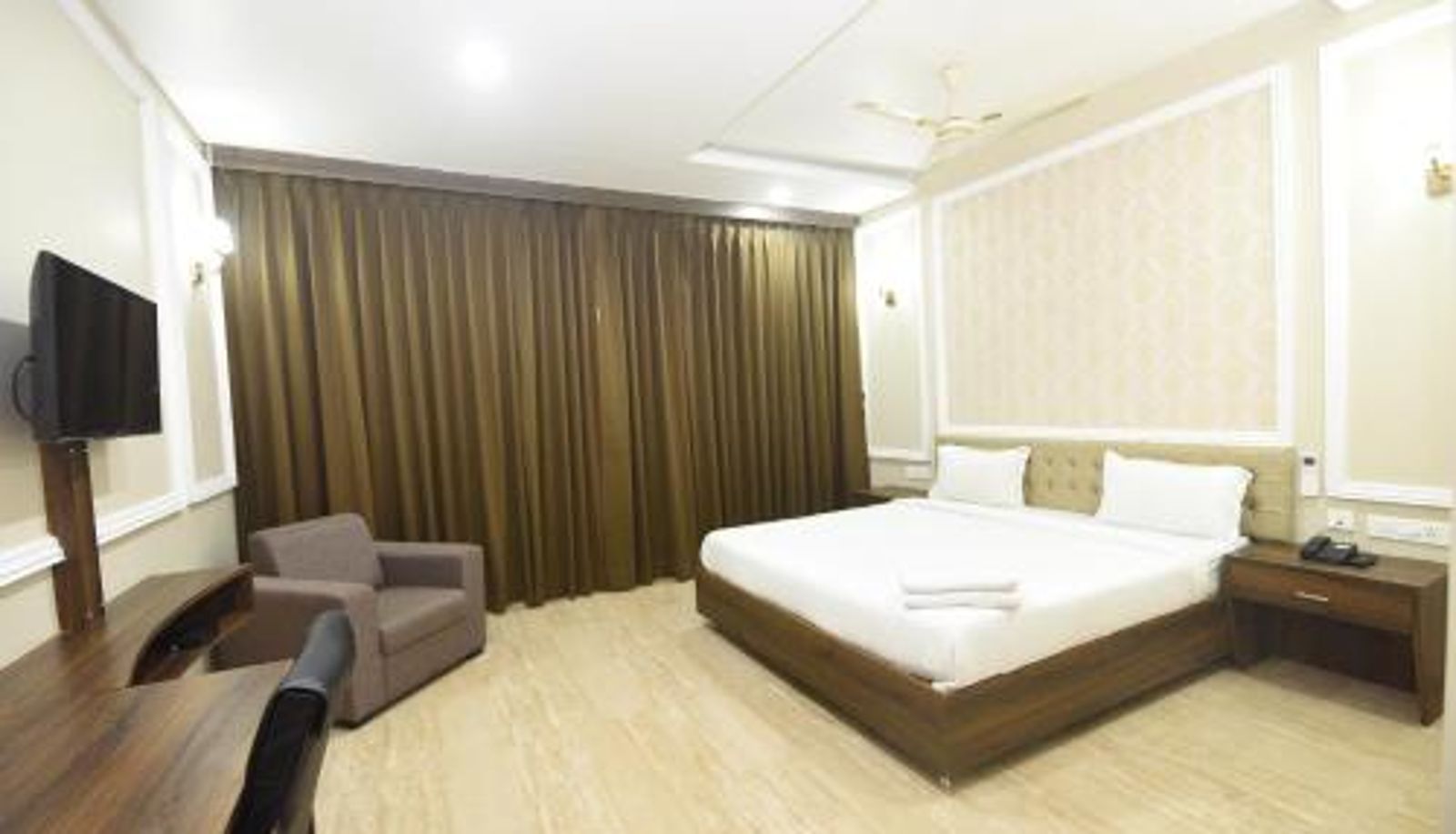 Kamer - Hotel Nilay Residency