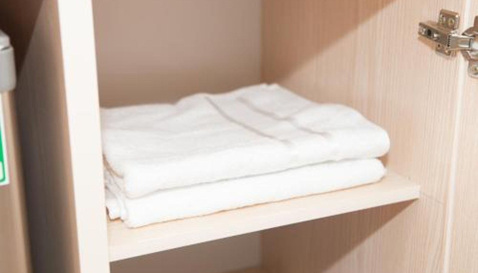 Room - Life Hotel