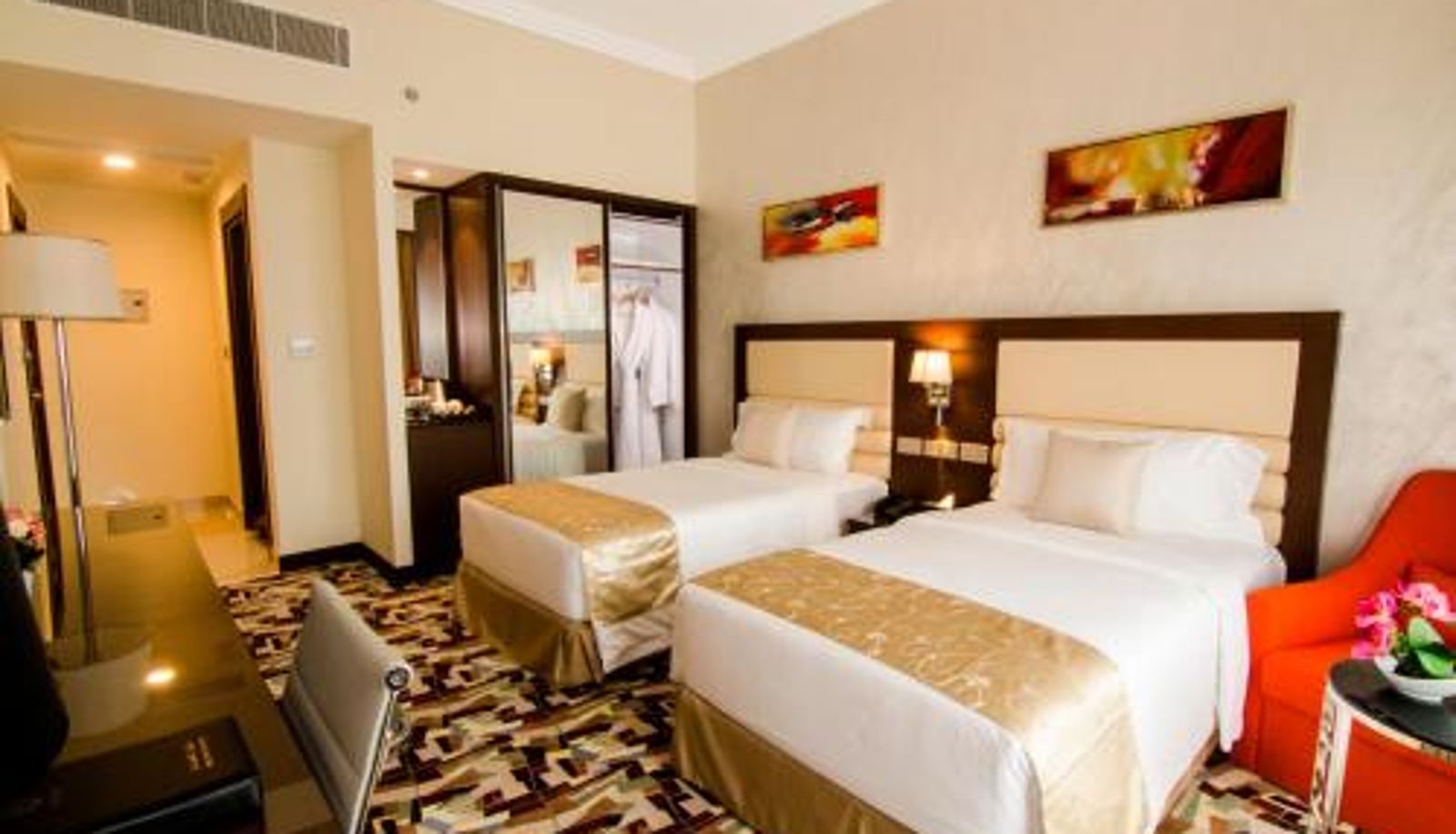 Kamer - Al Murooj Grand Hotel